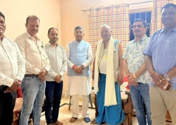 खूंटी पहुंचे भाजपा प्रदेश अध्यक्ष आदित्य साहू, कड़िया मुंडा से की मुलाकात 5 खूंटी पहुंचे भाजपा प्रदेश अध्यक्ष आदित्य साहू, कड़िया मुंडा से की मुलाकात