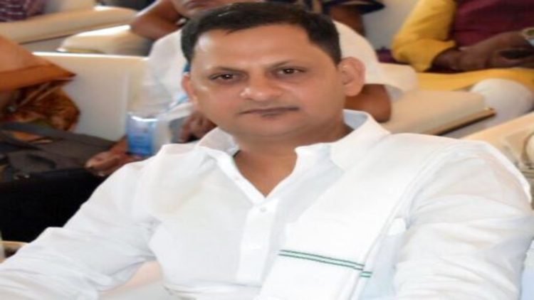 भाजपा नेता ज्योतिरीश्वर सिंह ने रामपुर विवाद पर दी ‘सिंह दृष्टि’ की सलाह