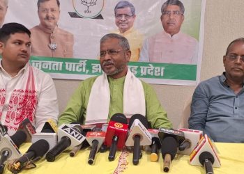 ‘वोट चोरी’ के आरोपों पर बाबूलाल मरांडी का जवाब, कांग्रेस पर भ्रम फैलाने का आरोप