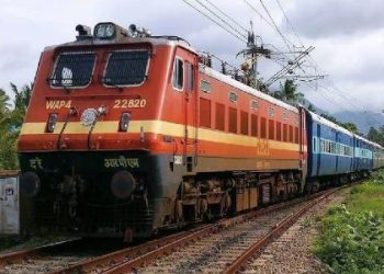 छठ पर बिहार जाने वाली ट्रेनों में सीटें फुल, रांची-कोलकाता का सफर भी महंगा