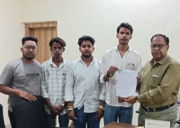 मारवाड़ी कॉलेज में BCA बंद करने के प्रस्ताव पर भड़का आजसू, उग्र आंदोलन की दी चेतावनी