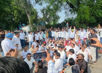 दिल्ली मार्च में झारखंड कांग्रेस का शक्ति प्रदर्शन, मतदाता सूची में पारदर्शिता की मांग