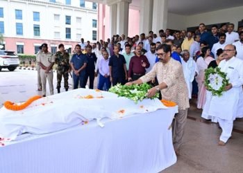 पूर्व मंत्री मन्नान मल्लिक के निधन पर सीएम हेमंत सोरेन ने दी श्रद्धांजलि