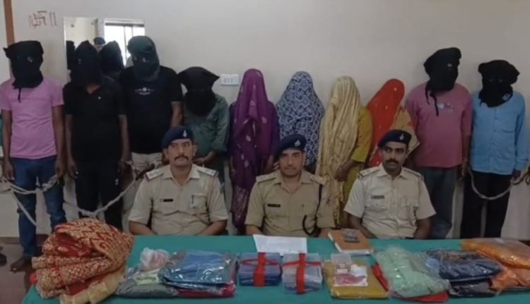 शादी का झांसा देकर राजस्थान के युवक को धनबाद बुलाया, कथित लुटेरी दुल्हन गिरोह का पर्दाफाश-10 गिरफ्तार 1 शादी का झांसा देकर राजस्थान के युवक को धनबाद बुलाया, कथित लुटेरी दुल्हन गिरोह का पर्दाफाश-10 गिरफ्तार