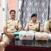 दीवार तोड़कर ऐसे उड़ाता था स्मार्टफोन, चोरी की मोबाइल के साथ शातिर नाबालिग गिरफ्तार