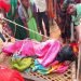 गिरिडीह में खाट पर एंबुलेंस! प्रसव पीड़ा से तड़पती महिला को 4 किलोमीटर पैदल लेकर चले ग्रामीण
