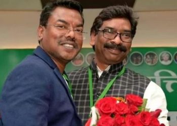 सोशल मीडिया पर बसंत सोरेन के निधन की अफवाह, हाजी मतलूब इमाम ने की कार्रवाई की मांग 7 सोशल मीडिया पर बसंत सोरेन के निधन की अफवाह, हाजी मतलूब इमाम ने की कार्रवाई की मांग
