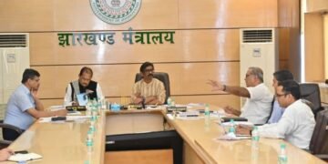 सीएम हेमंत सोरेन का बड़ा एक्शन, राजस्व और GST बढ़ाने को लेकर दिए सख्त निर्देश