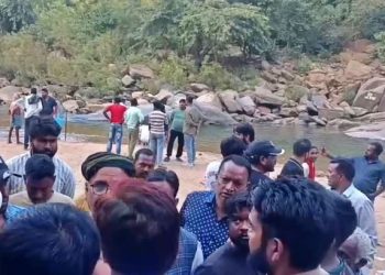 लातेहार के डाटम पातम फॉल में डूबे दोनों युवकों के शव बरामद, NDRF ने चलाया अभियान