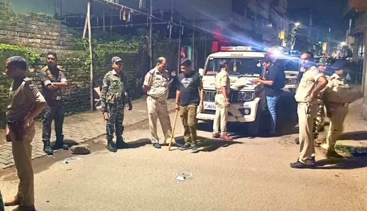Breaking News: डोरंडा उर्दू लाइब्रेरी के पास 6 राउंड फायरिंग, इलाके में मची हड़कंप