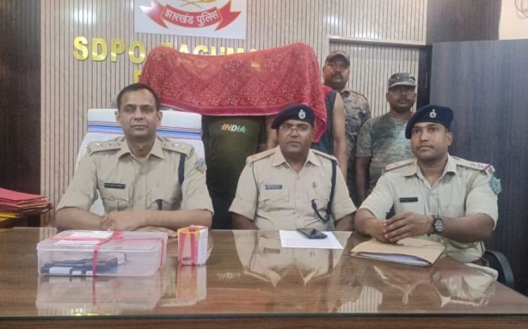 Dhanbad Breaking: कतरास में गैंगवार के बाद पुलिस का बड़ा एक्शन, तीन आरोपी गिरफ्तार