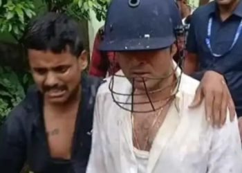 Big Breaking: पश्चिम बंगाल में अभिषेक बनर्जी के साथ मारपीट, शर्ट फाड़े अंडे फेंके