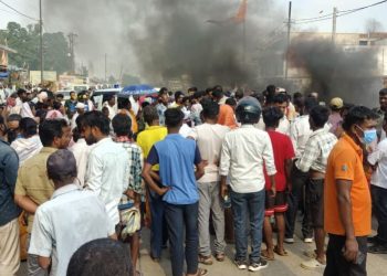 Breaking News: रातू में युवक की पीटकर हत्या मामले में दूसरा आरोपी गिरफ्तार, ग्रामीणों ने किया रांची-डाल्टेनगंज रोड जाम
