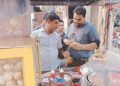 कोडरमा में खाद्य सुरक्षा विभाग की छापेमारी, 60 किलो मोमो जब्त-एक्सपायर्ड सामान भी मिला