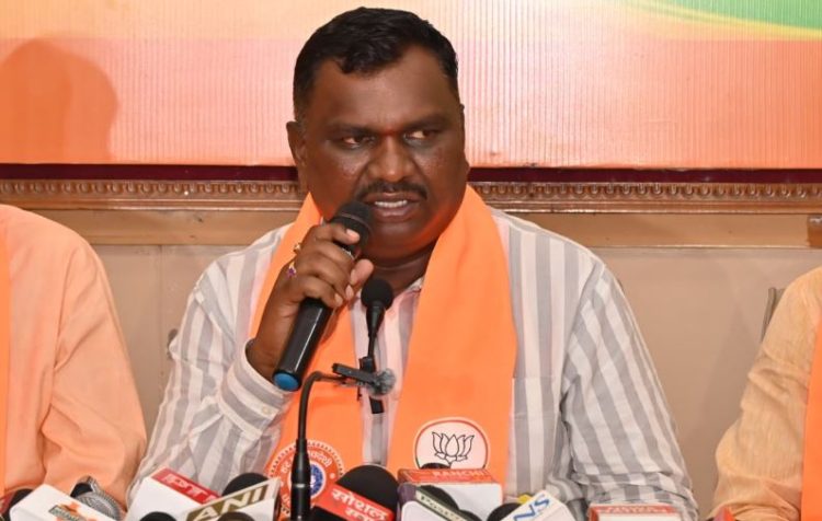 झारखंड में वेंटिलेटर पर लॉ एंड ऑर्डर-हेमंत सरकार पर भड़के अमर बाउरी 1 झारखंड में वेंटिलेटर पर लॉ एंड ऑर्डर-हेमंत सरकार पर भड़के अमर बाउरी