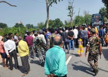 चान्हो में तेज रफ्तार बाइक ने मासूम को कुचला, खलारी-बीजूपाड़ा मार्ग जाम