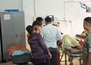 कोडरमा-मरकच्चो मार्ग पर भिड़ीं दो बाइक, गर्भवती महिला और दो अन्य घायल