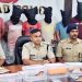धनबाद पुलिस की सबसे बड़ी कार्रवाई, पीठाकियारी गांव में एक साथ 11 साइबर अपराधी धराए 6 धनबाद पुलिस की सबसे बड़ी कार्रवाई, पीठाकियारी गांव में एक साथ 11 साइबर अपराधी धराए