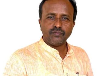 स्वास्थ्य मंत्री रील बनाने में मस्त, मरीज इलाज के लिए त्रस्त-रमाकांत महतो ने मांगा जवाब 3 स्वास्थ्य मंत्री रील बनाने में मस्त, मरीज इलाज के लिए त्रस्त-रमाकांत महतो ने मांगा जवाब