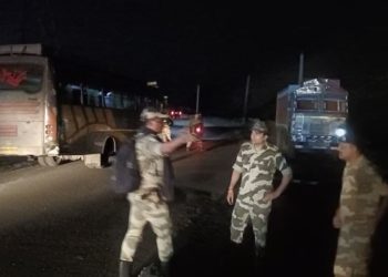 रास्ता भटके युवकों पर कोयला चोरी का शक, 7 घंटे हिरासत में रखने पर उठे सवाल