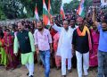 मतदाता सूची से नाम कटने की आशंका, स्वास्थ्य मंत्री से मिलीं जामताड़ा की महिलाएं