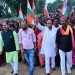 मतदाता सूची से नाम कटने की आशंका, स्वास्थ्य मंत्री से मिलीं जामताड़ा की महिलाएं