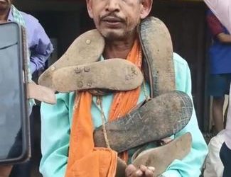 महिला पर डायन होने का आरोप लगाने पर तथाकथित भगत की पिटाई, जूते-चप्पल की माला पहनाई