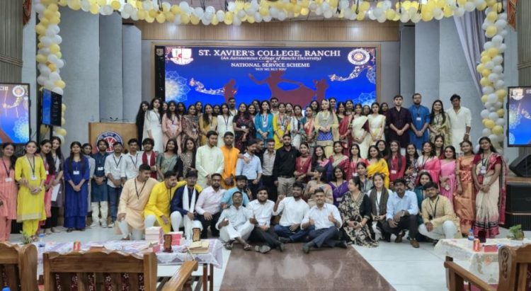 सेंट जेवियर्स कॉलेज रांची में NSS Foundation Day पर ‘कलाकृति’ का आयोजन, 40 से अधिक पूर्व स्वयंसेवक जुटे